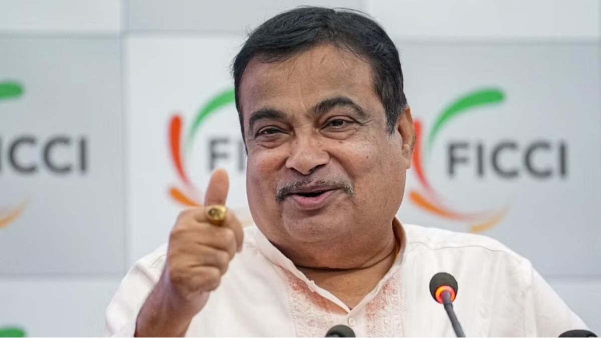 Did Nitin Gadkari write a letter to PM Modi saying that BJP IT cell affiliates were targeting him on E20?