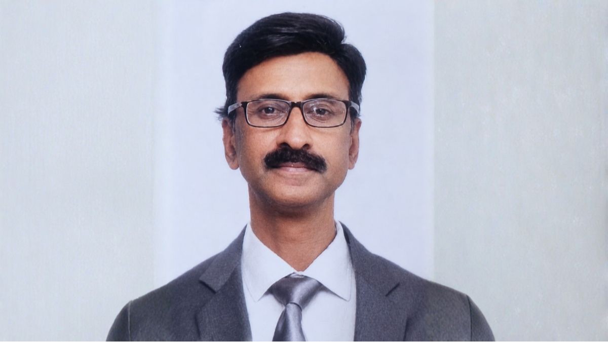 Dept of Telecommunications entrusts additional charge of DG (Telecom) to AK Gupta
