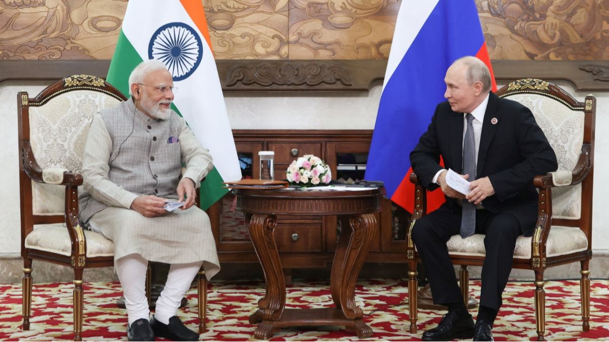 After 5 years, Russia-Ukriane war likely to end; Who will take the lead?