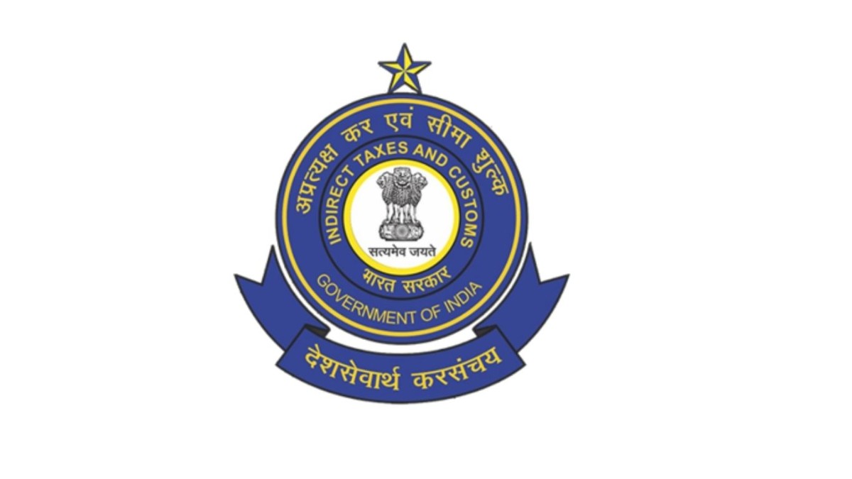 Ten Customs officers of Chief Commissioner/DG rank transferred