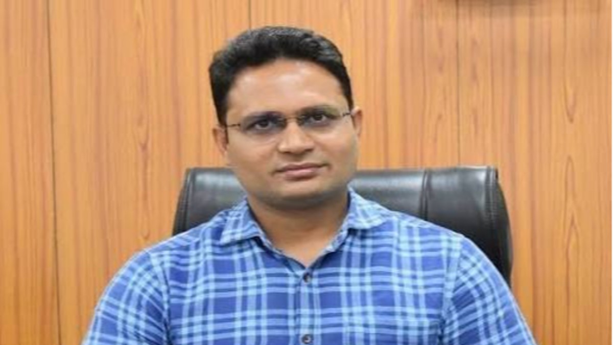Jitender Yadav relieved to join new place of posting Lakshadweep