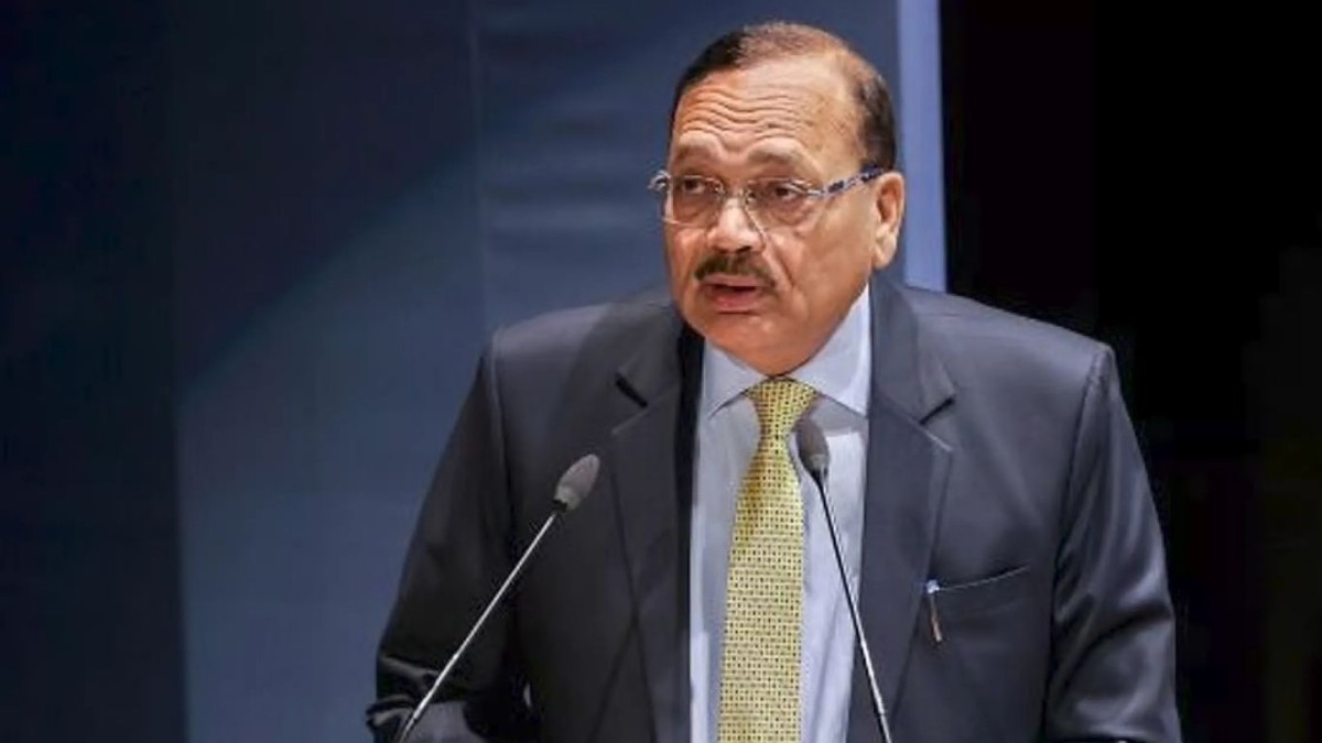CJI declines to meet Rahul Gandhi-led delegation over sub-judice issues