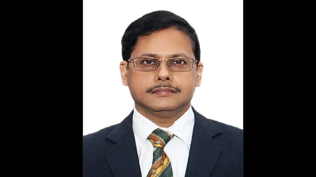 IAS Chandraker Bharti (J&K) gets Apex-Scale redesignation