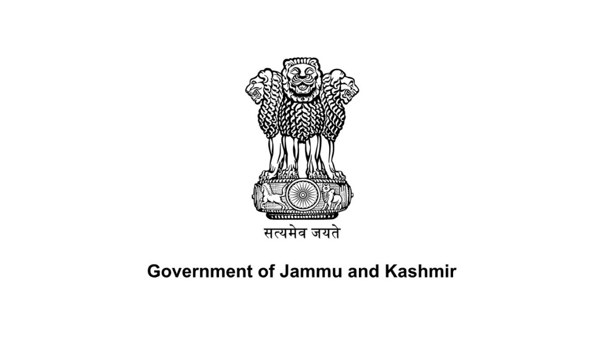 Major administrative rejig in J&K; two ACS among 42 IAS transferred