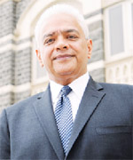 Cyrus Mistry's appointee Rakesh Sarna quits Taj Group