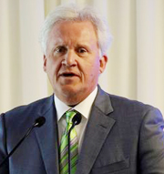 Jeff Immelt to depart as GE names new CEO