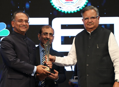 Chattisharh CM Dr Raman Singh awards GNFC for â€˜Outstanding Growthâ€™
