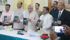 UP Governor launches Dr Jagmohanâ€™s book â€˜Triple Talaaqâ€™