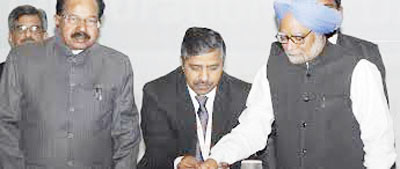 GAIL CMD -Darling of both UPA and NDA Government !