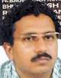 Dr Navneet Mohan Kothari continues as PS to Narendra Singh Tomar