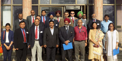Delegation from National Defence College visits JNPT