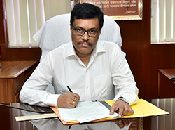Arup Sarkar assumes charge of Member (Finance), DVC