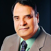 Alok Mehta\'s book â€˜Power, Press and Politicsâ€™ off the shelf
