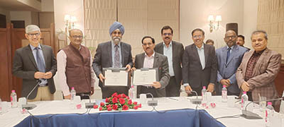 REC signs MoU with PFC for FY23