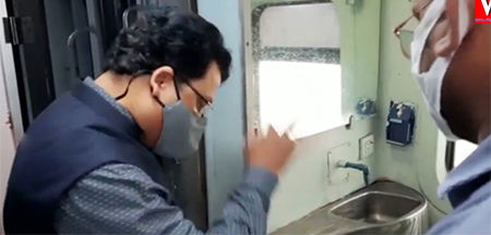 Waltair DRM makes surprise visit