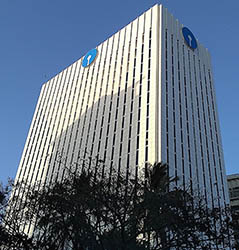 This is the style of the cash-rich State Bank of India in Modi Regime