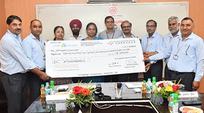 Secretary DSIR distributes wage arrears of Rs. 19 cr