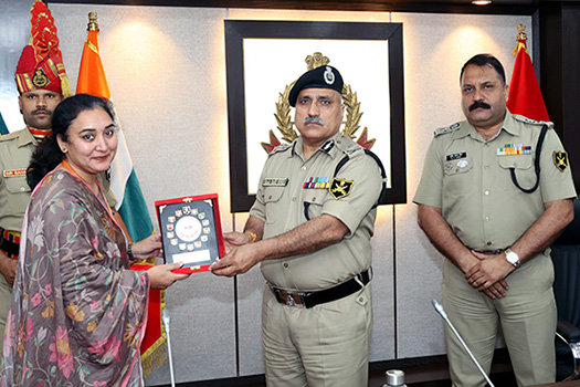 IIS officers visit BSF Headquarters