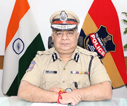 Ravi Gupta is new DGP, Telangana; takes over the charge