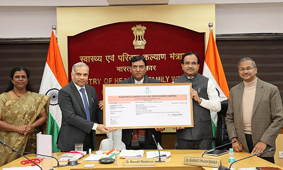 RCFL pays dividend to GoI