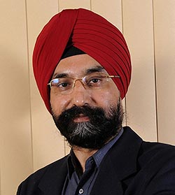 Why did R S Sodhi go from Amul