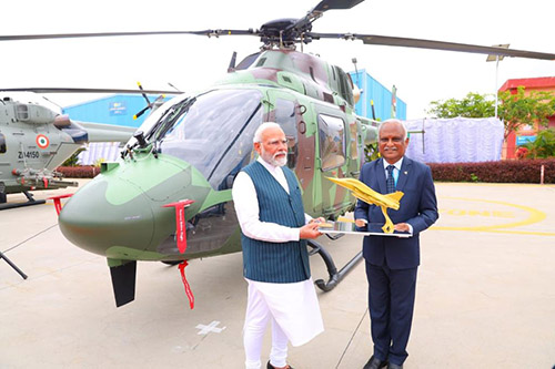 PM visits HAL facilities, appreciates HAL capabilities