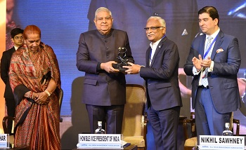 Vice President of India Confers `Outstanding PSU of the Yearâ€™ Award on HAL