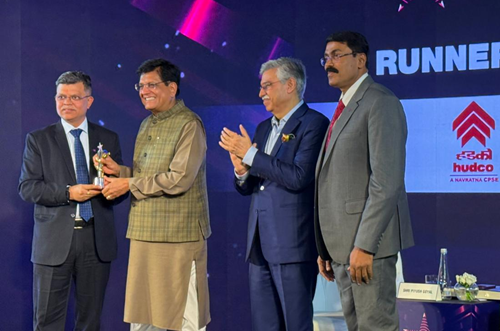 HUDCO CMD awarded for Business Excellence through Leadership & Development