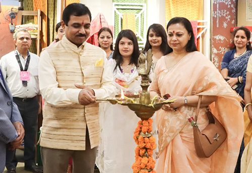 Secretary (MEA) inaugurates Master Craftsman Exhibition