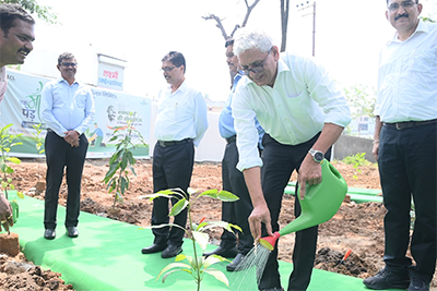 SECL organises plantation drive under â€œEk Ped Maa Ke Naamâ€