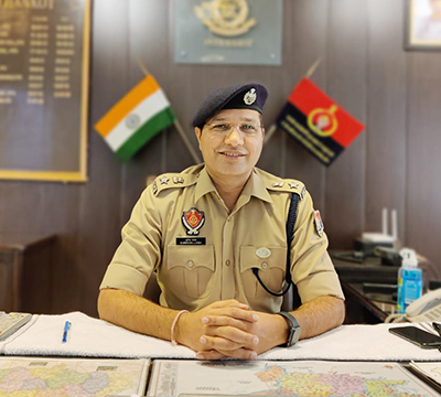 IPS Surendra Lamba Fighting Drug Abuse with Mission Hoshiyar in Hoshiarpur (Punjab)