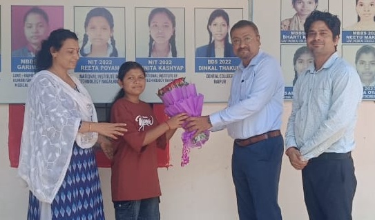 Dreams take flight from Dantewada: NMDCâ€™s â€˜Choo Lo Aasmaanâ€™ helps topper aim for IIT