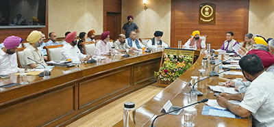 Political parties display rare show of unity to save waters in Punjab